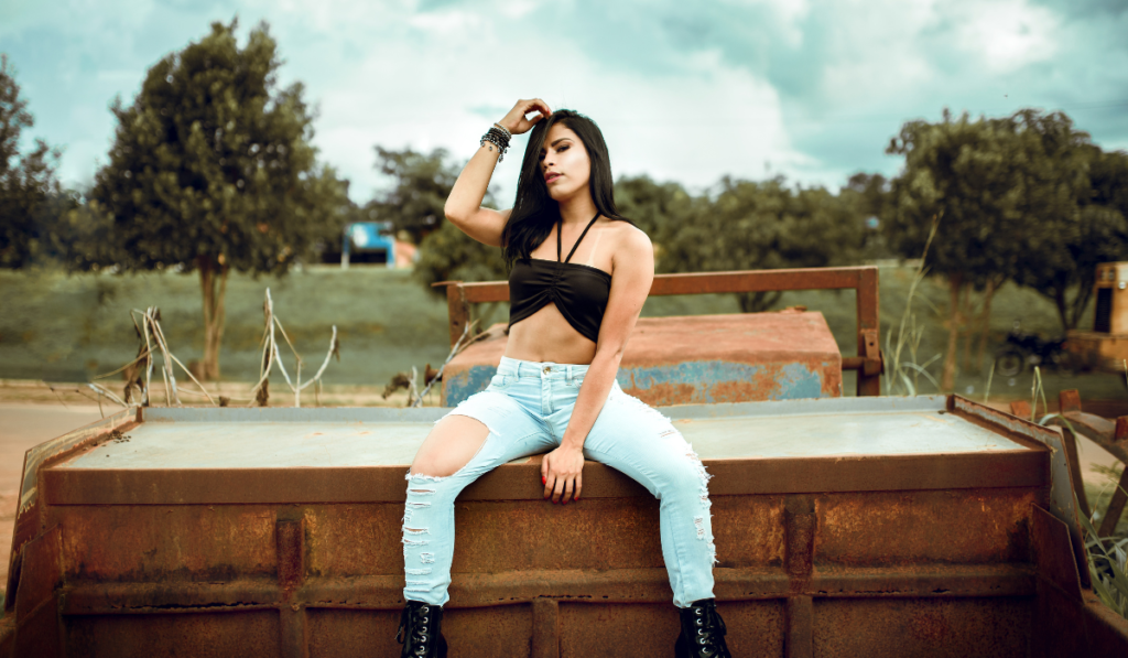 How to Repair Ripped Jeans